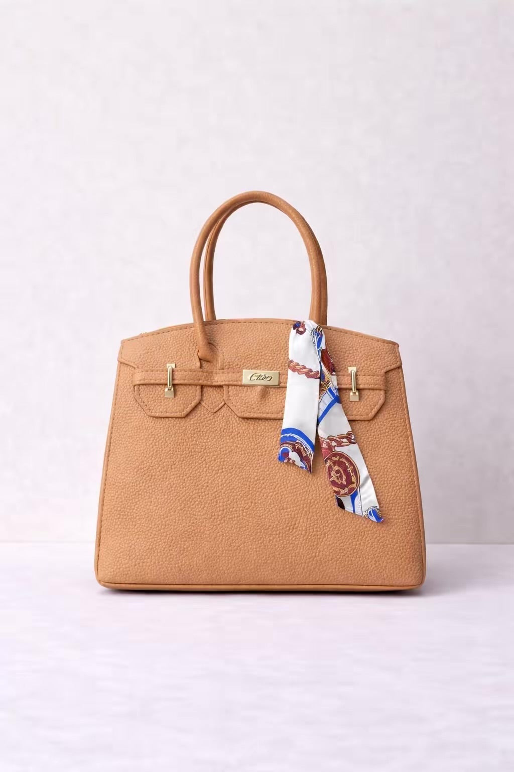 Sac avec Écharpe